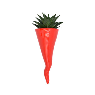 Red plant holder horn